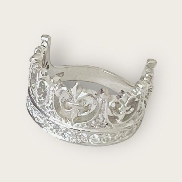 Silver crown design ring size 9 paved clear crystals & Stamped .925 - Picture 10 of 11